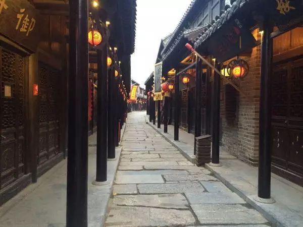 “妈宝男”和“凤凰男”,哪个更可怕?-专业问答类网站